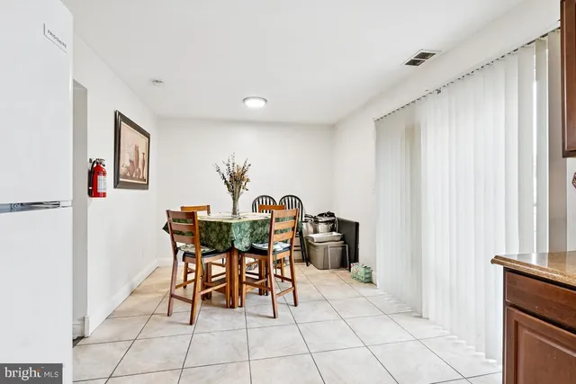 $249,000 | 18 East 4th Street, Burlington, NJ 08016