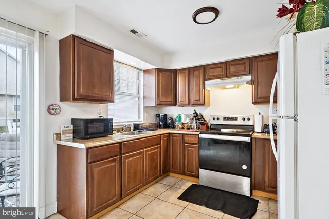 $249,000 | 18 East 4th Street, Burlington, NJ 08016