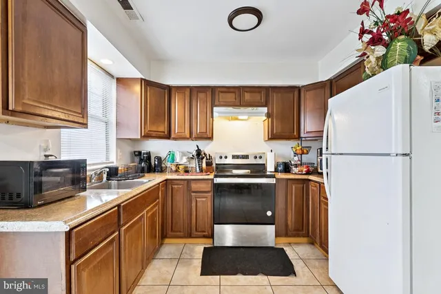 $249,000 | 18 East 4th Street, Burlington, NJ 08016