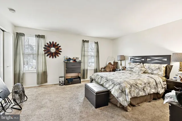 $249,000 | 18 East 4th Street, Burlington, NJ 08016