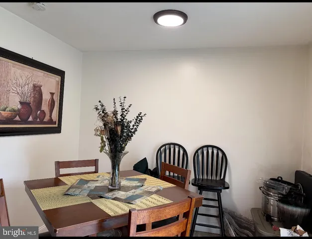 $249,000 | 18 East 4th Street, Burlington, NJ 08016