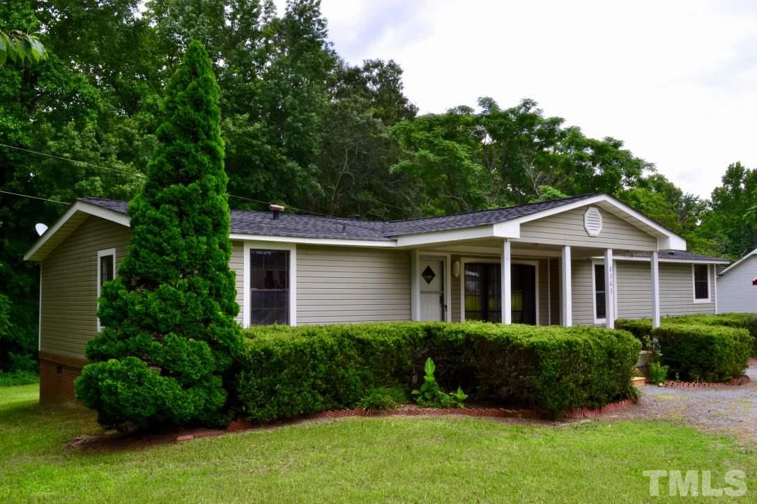 8363 Raleigh Road Benson, NC 27504 - Photo 3 of 24 Gallery Image 3