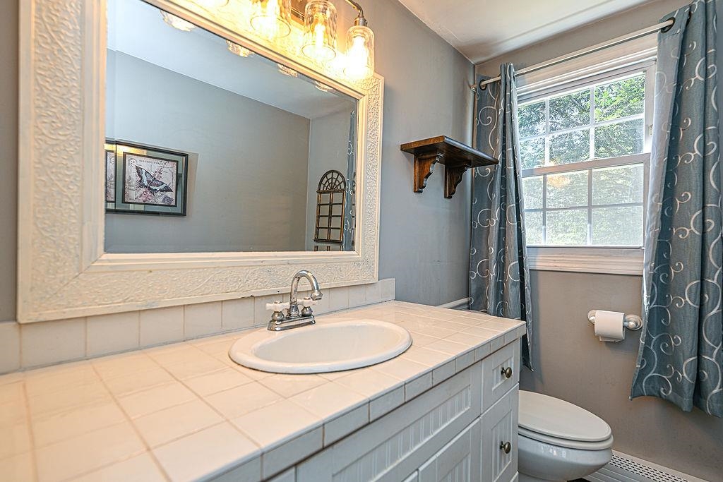 32 Hickory Drive Amherst, NH 03031 - Photo 20 of 38