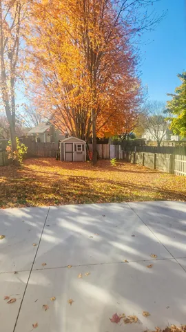 $2,600 | 9 Heights Road Northeast, St. Michael, MN 55376