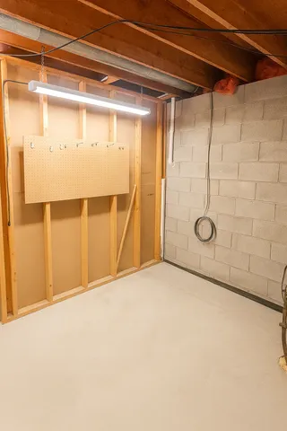 $2,600 | 9 Heights Road Northeast, St. Michael, MN 55376