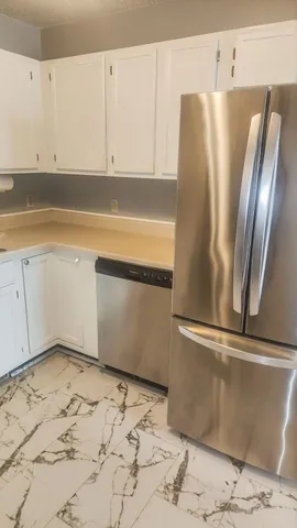 $2,600 | 9 Heights Road Northeast, St. Michael, MN 55376