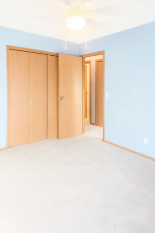 $2,600 | 9 Heights Road Northeast, St. Michael, MN 55376