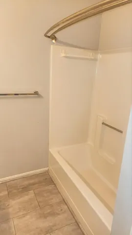 $2,600 | 9 Heights Road Northeast, St. Michael, MN 55376