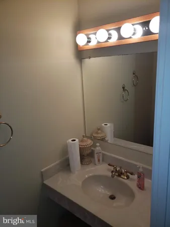 $2,700 | 12197 Cinnamon Street, Woodbridge, VA 22192