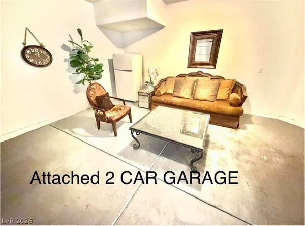 $3,495 | 399 Center Green Drive, Las Vegas, NV 89148