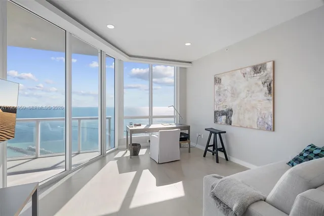 $17,900,000 | 100 South Pointe Drive, Unit 3203, Miami Beach, FL 33139