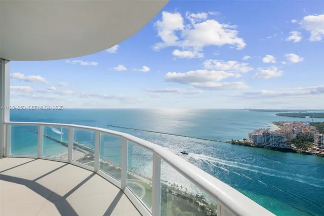 $17,900,000 | 100 South Pointe Drive, Unit 3203, Miami Beach, FL 33139