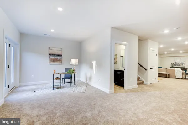 $5,000 | 6547 Clubhouse Boulevard, Laurel, MD 20708