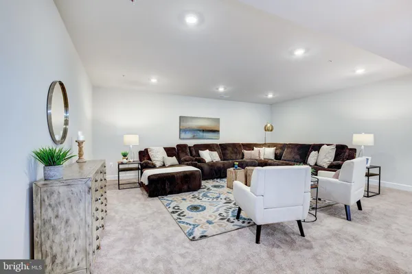 $5,000 | 6547 Clubhouse Boulevard, Laurel, MD 20708