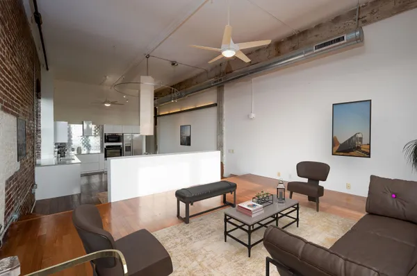 $400,000 | 505 Tennessee Street, Unit 428, Memphis, TN 38103