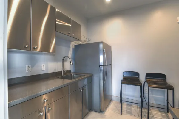 $400,000 | 505 Tennessee Street, Unit 428, Memphis, TN 38103