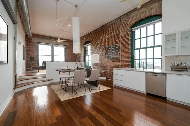 $410,000 | 505 Tennessee Street, Unit 428, Memphis, TN 38103