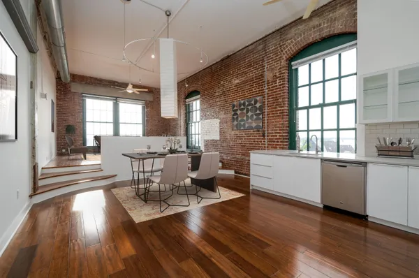 $400,000 | 505 Tennessee Street, Unit 428, Memphis, TN 38103