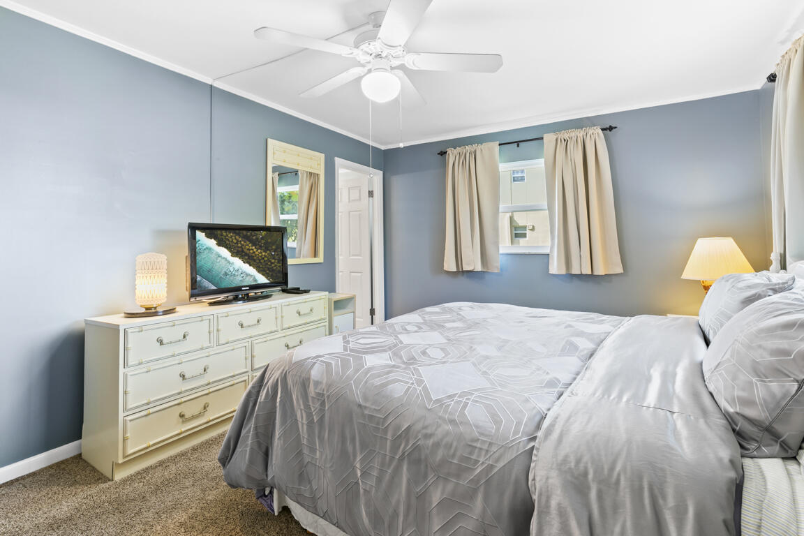 641 Palm View Drive, Unit 2 Naples, FL 34110 - Photo 11 of 29 1F3A2891