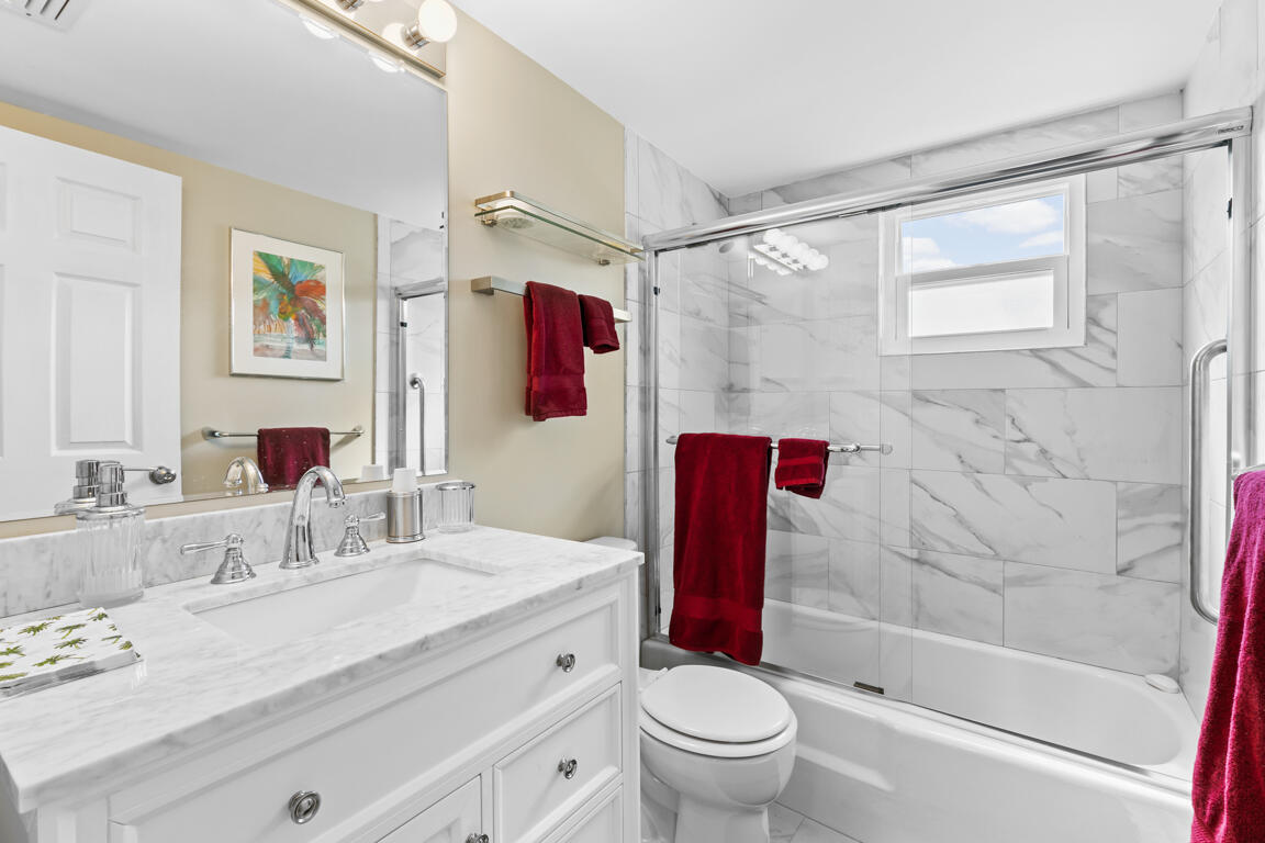 641 Palm View Drive, Unit 2 Naples, FL 34110 - Photo 14 of 29 1F3A2906