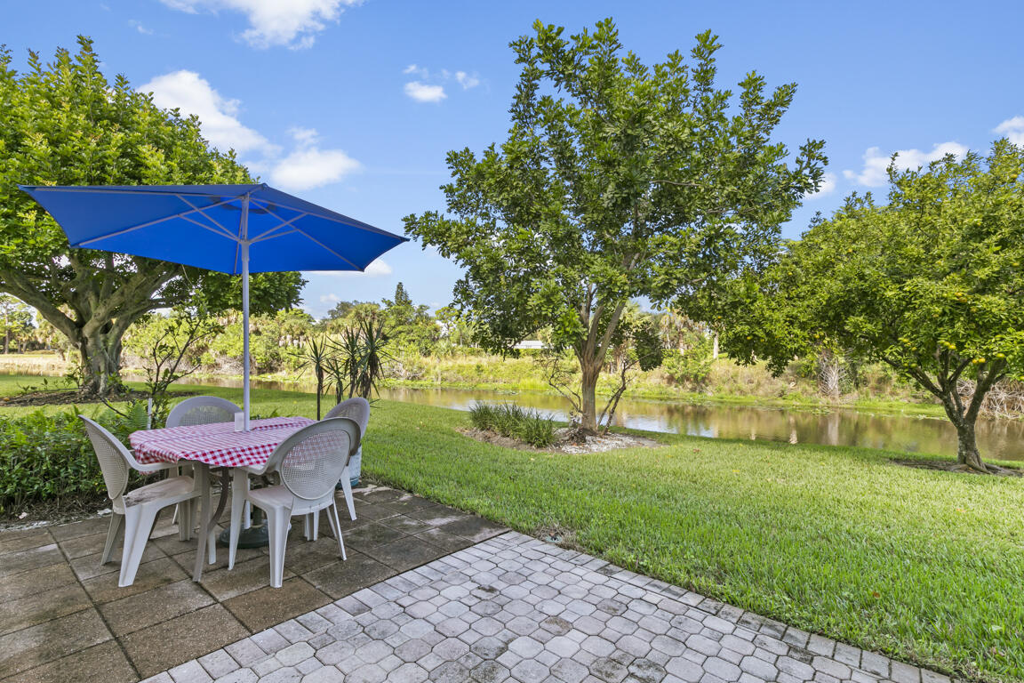 641 Palm View Drive, Unit 2 Naples, FL 34110 - Photo 17 of 29 1F3A2925