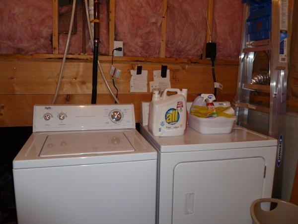 47 Evergreen Road Norton, MA 02766 - Photo 12 of 17 a utility room with dryer and washer