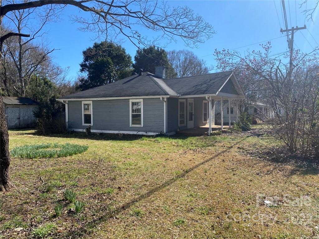 1436 Banks Road Fort Mill, SC 29715 - Photo 6 of 19 a view of a house with a yard