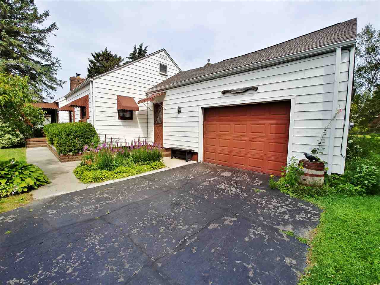 20240 Gratiot Road Merrill, MI 48637 - Photo 3 of 34