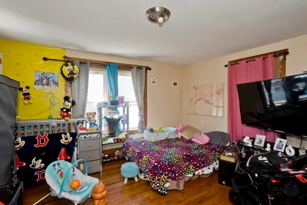 $1,850 | 3 St Paul Street, Unit 1, Westfield, MA 01085
