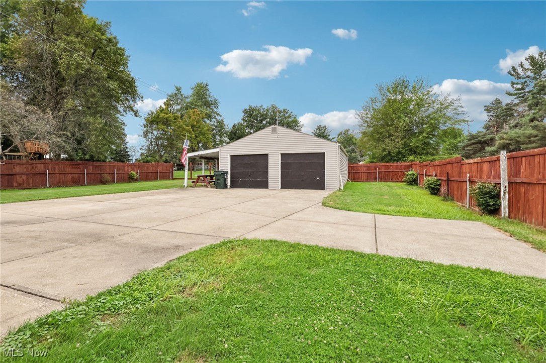 12862 Ridge Road North Royalton, OH 44133 - Photo 28 of 41