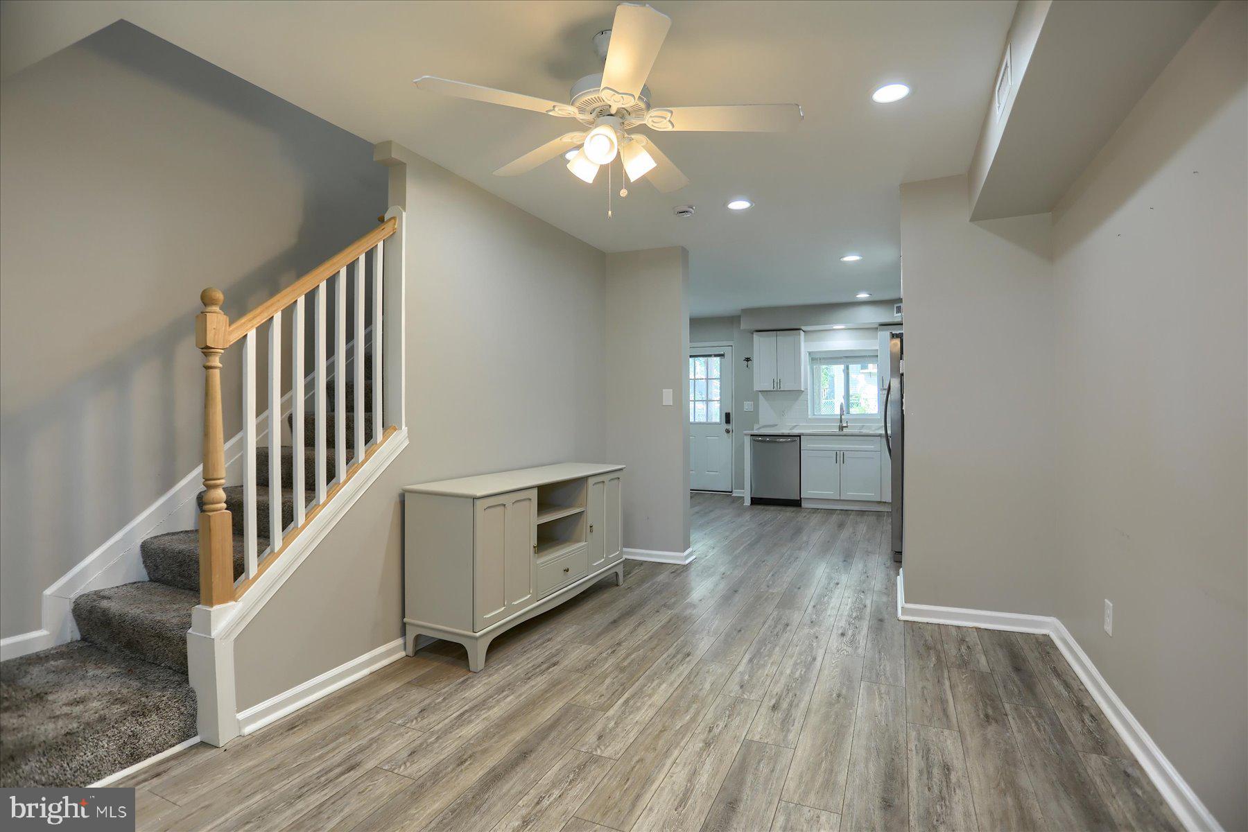 1207 Anglesea Street Baltimore, MD 21224 - Photo 4 of 28