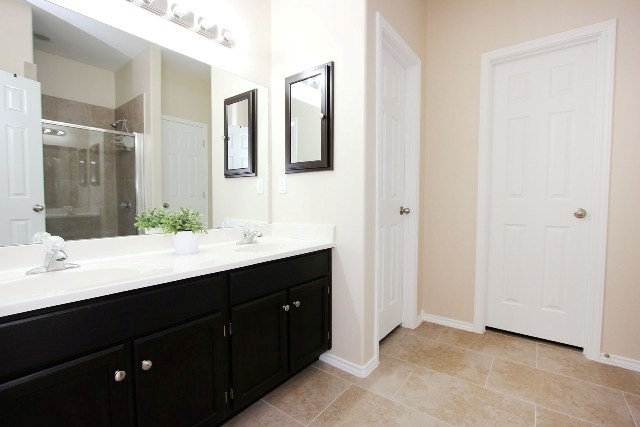 11406 Basque Drive Laredo, TX 78045 - Photo 10 of 15 Gallery Image 10
