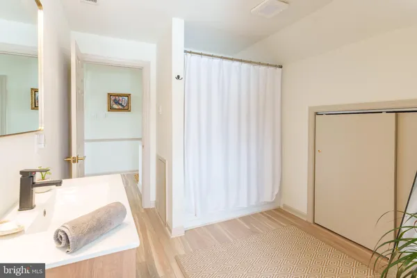 $2,162 | 22 South Haddon Avenue, Unit 6, Haddonfield, NJ 08033