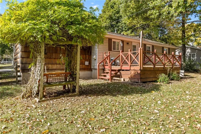 $2,400 | 271 Crockett Drive, Henrietta, NY 14623