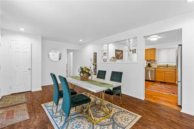 $2,400 | 271 Crockett Drive, Henrietta, NY 14623