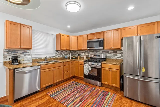 $2,400 | 271 Crockett Drive, Henrietta, NY 14623