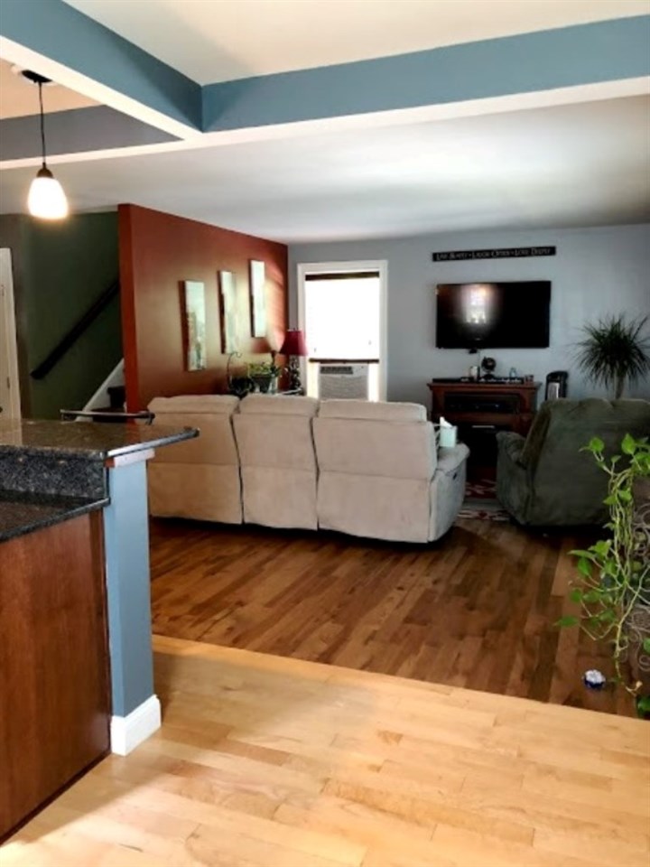 22 Constitution Way Rochester, NH 03867 - Photo 13 of 40