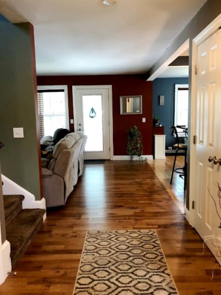 22 Constitution Way Rochester, NH 03867 - Photo 9 of 40