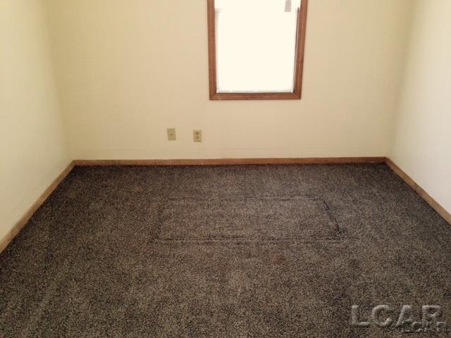 1590 West Valley Road Adrian, MI 49221 - Photo 9 of 17 31232862-8.JPG