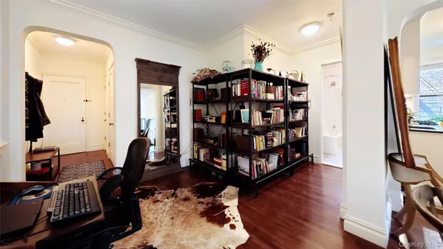 $2,995 | 73-12 35th Avenue, Unit D43 | Jackson Heights