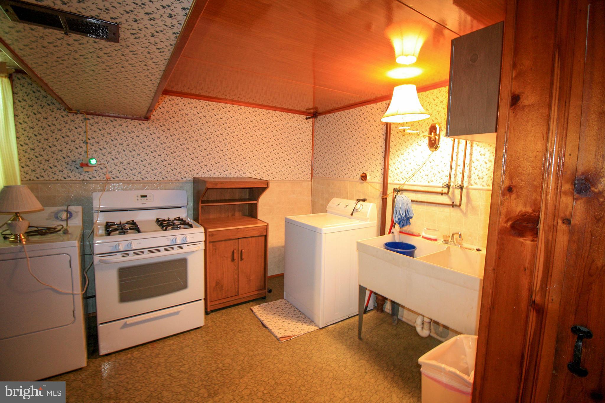 1914 Ormand Road Baltimore, MD 21222 - Photo 20 of 26 Interior (General)