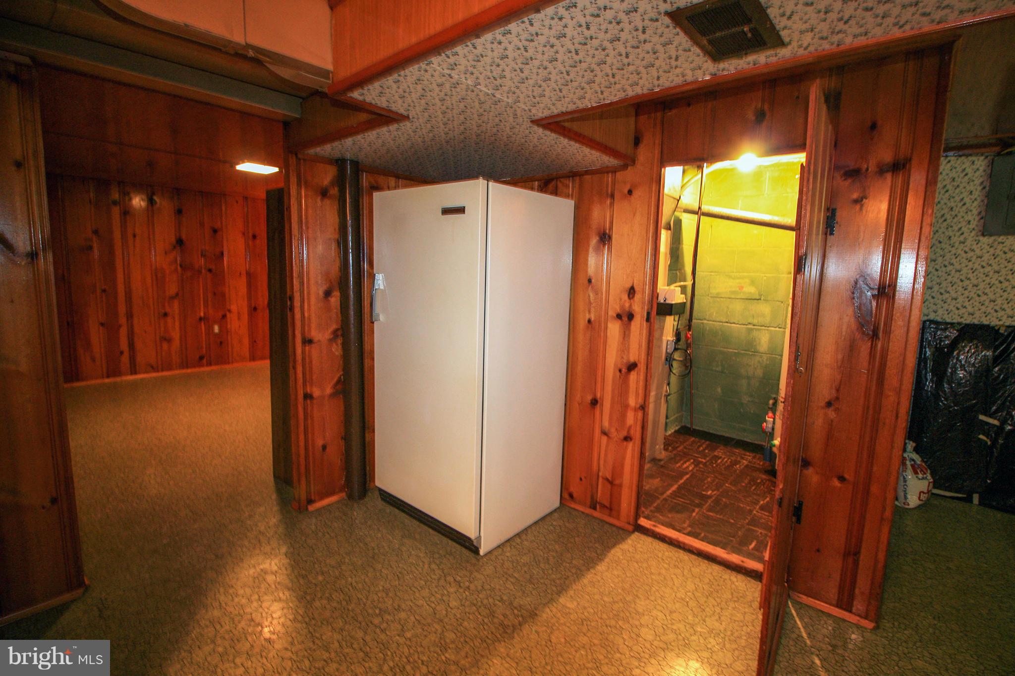 1914 Ormand Road Baltimore, MD 21222 - Photo 21 of 26 Interior (General)