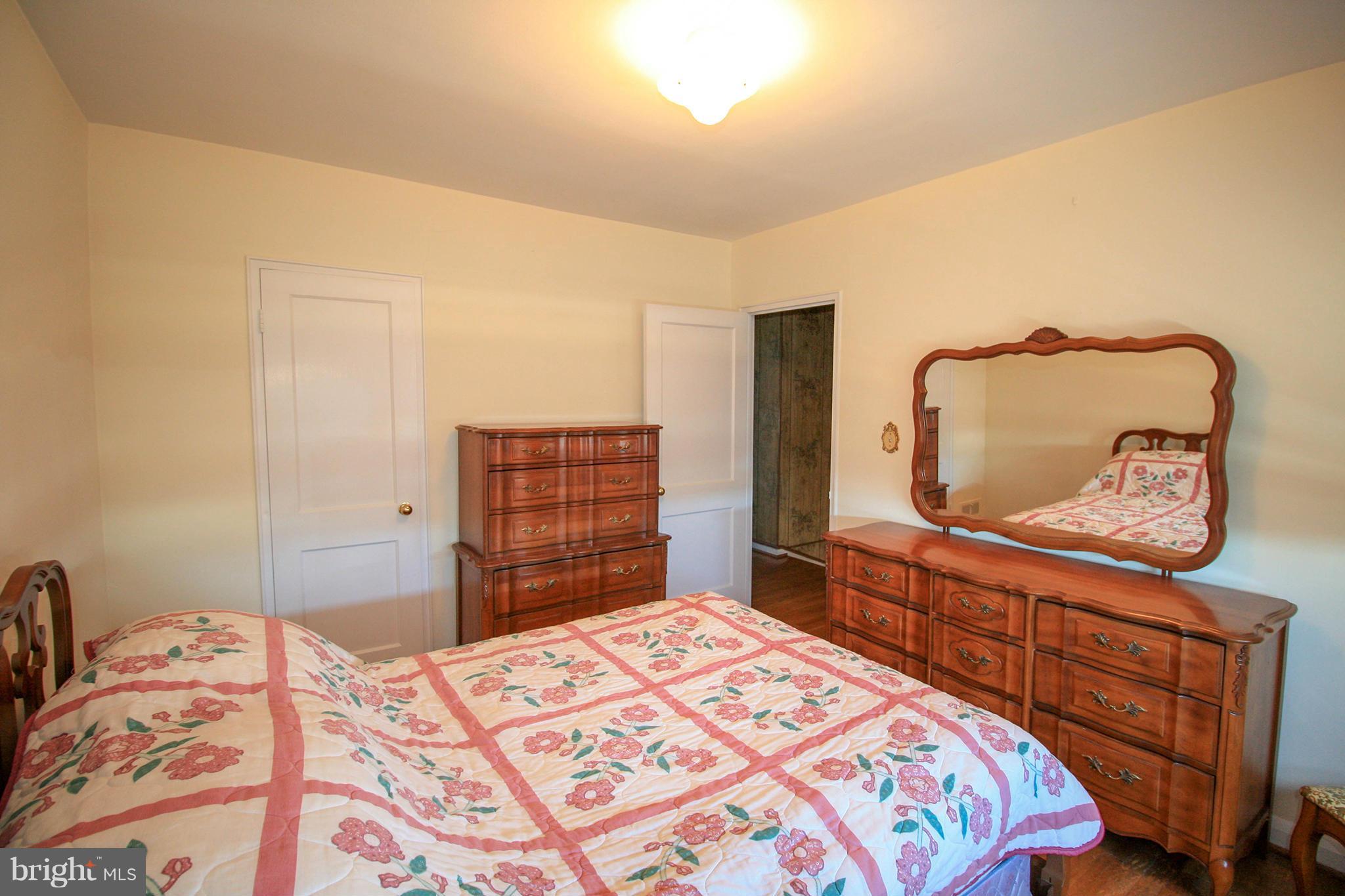 1914 Ormand Road Baltimore, MD 21222 - Photo 23 of 26 Bedroom (Master)
