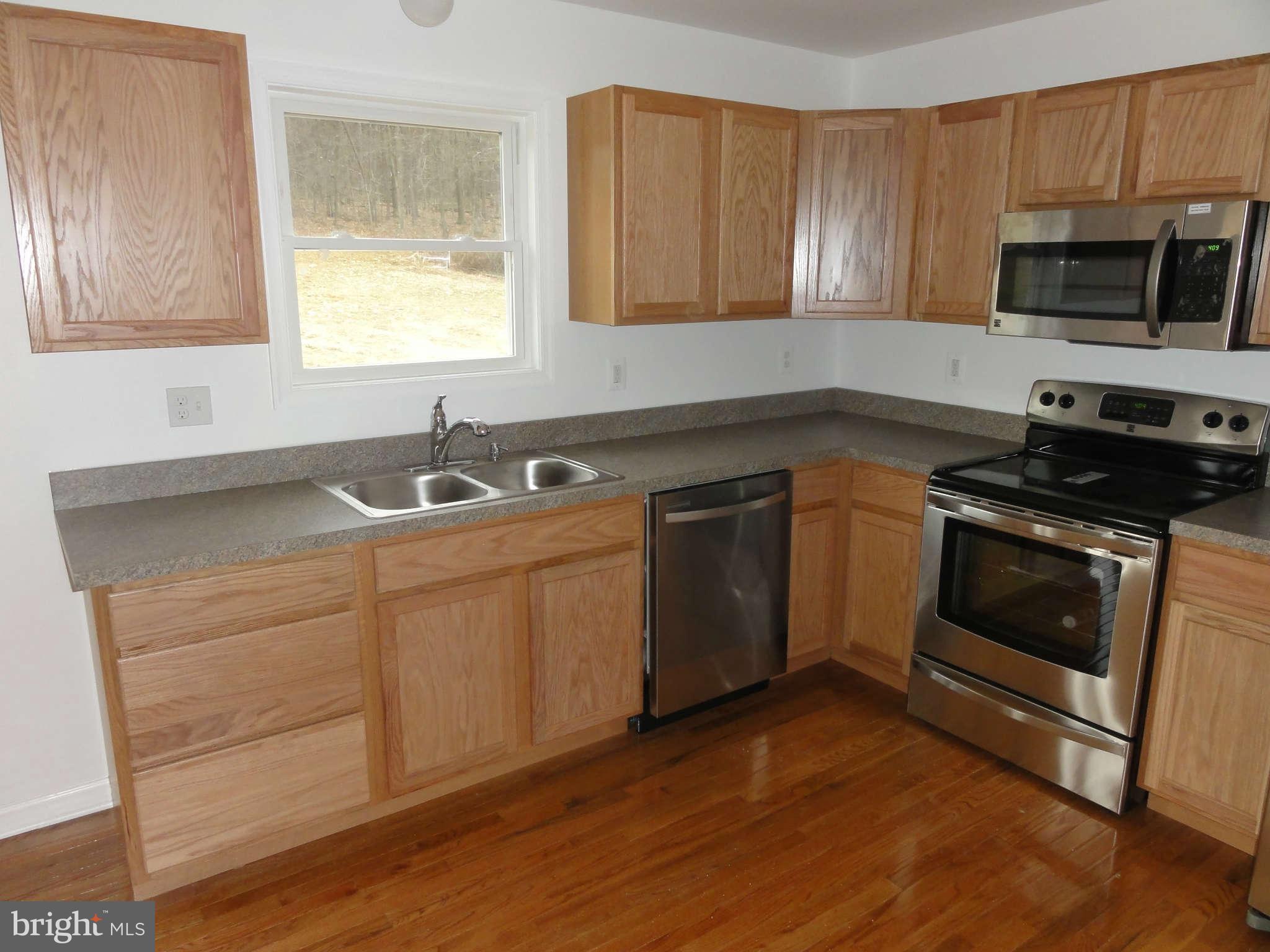 211 Bell Road Harpers Ferry, WV 25425 - Photo 3 of 17 Kitchen