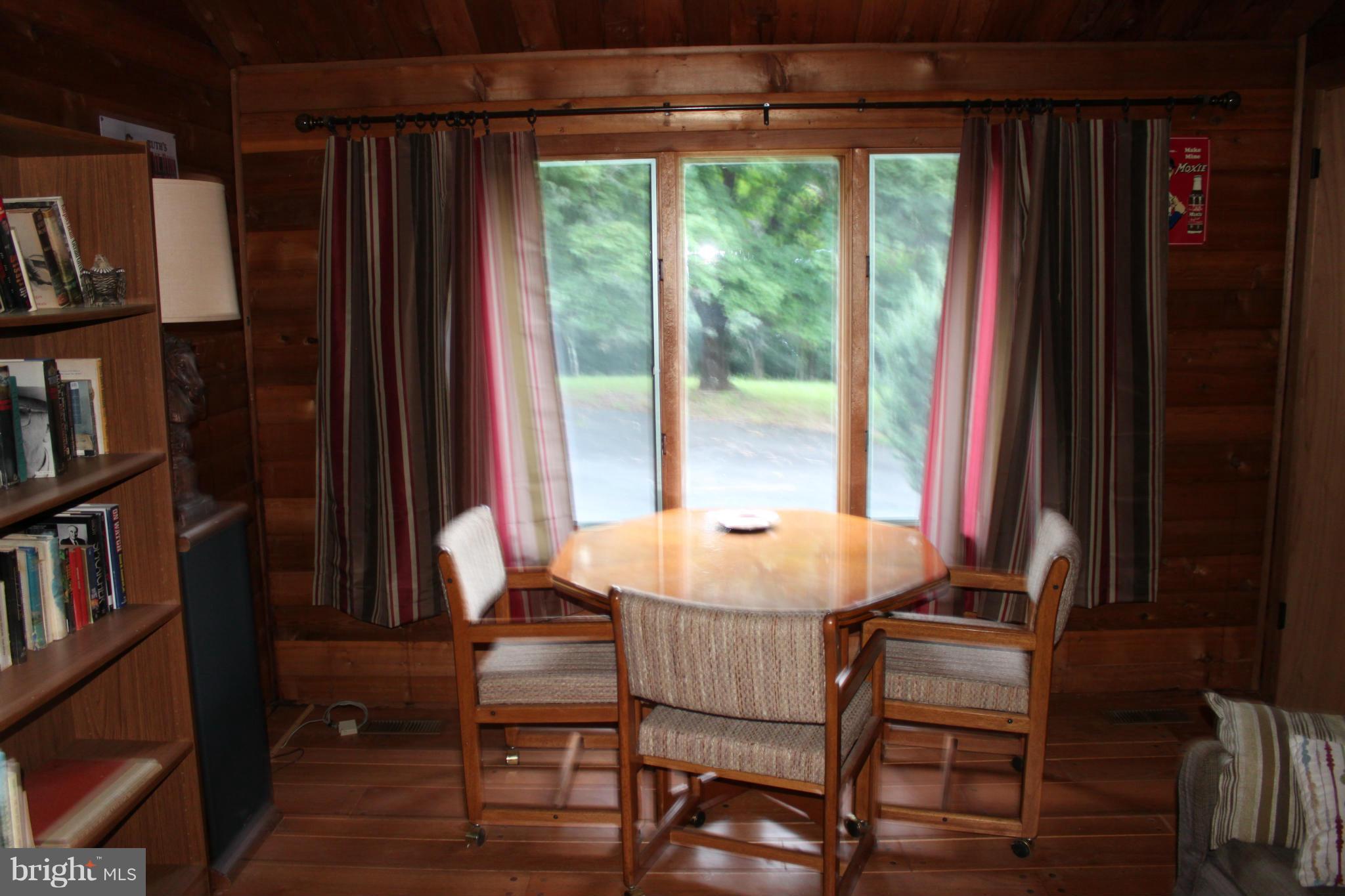 113 Grandview Road Washington, VA 22747 - Photo 19 of 25 3rd Bdrm/office/study