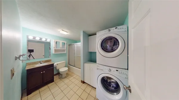 $239,000 | 200 Woodlawn Avenue, Unit 103, North Providence, RI 02904