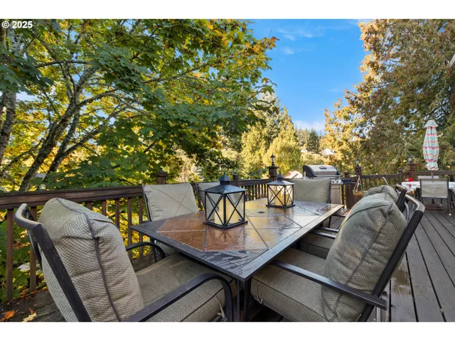 a view of a outdoor seating area