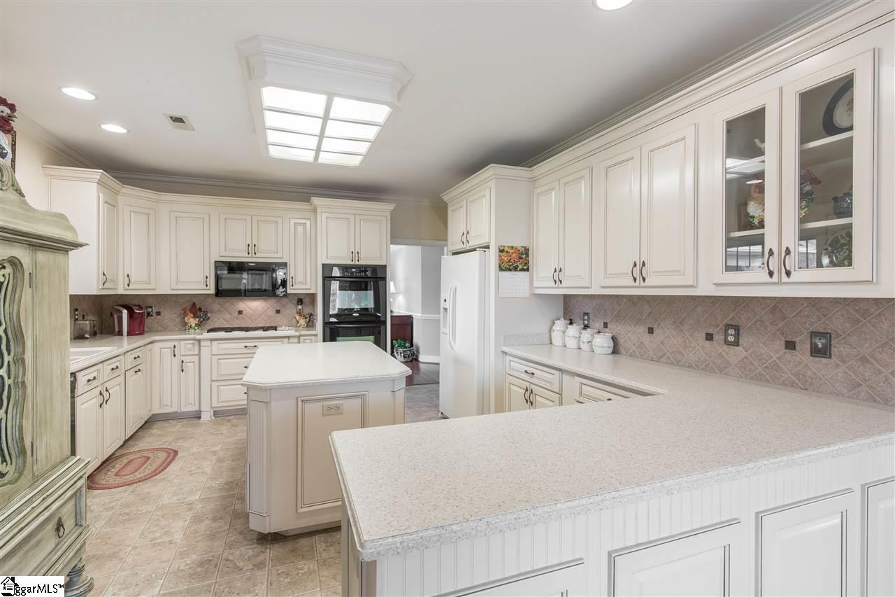 109 Southkee Road Travelers Rest, SC 29690 - Photo 13 of 35