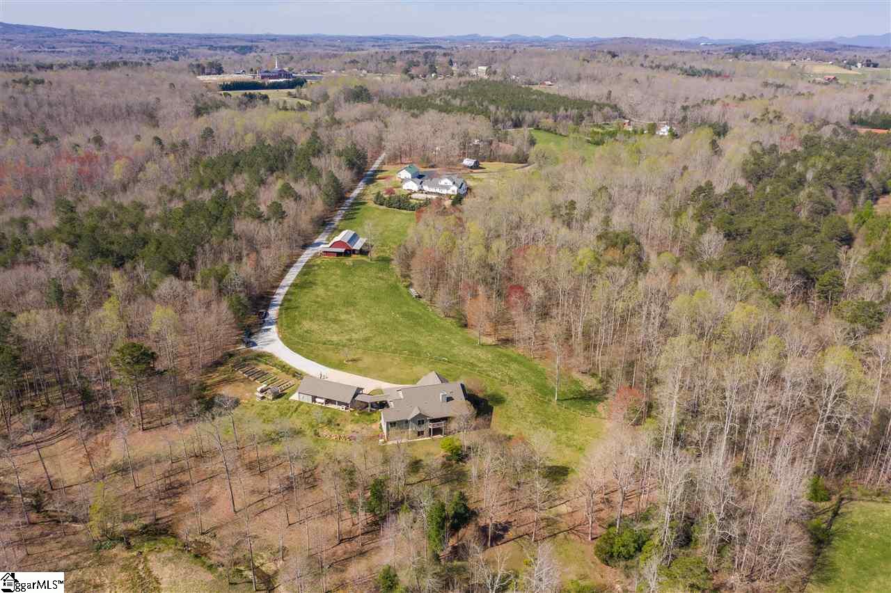 109 Southkee Road Travelers Rest, SC 29690 - Photo 3 of 35