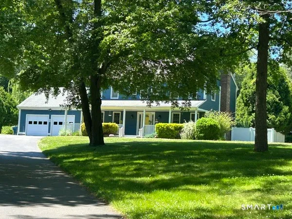 $749,000 | 7 Goundry Drive, Waterford, CT 06385